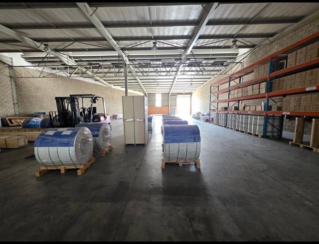 1,065M² WAREHOUSE TO LET IN CITY DEEP